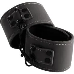Renegade - Menottes Poignets Wrist Cuffs 6 Renegade - Menottes Poignets Wrist Cuffs -Poppers Soldes renegade menottes poignets wrist cuffs 1 1 8285